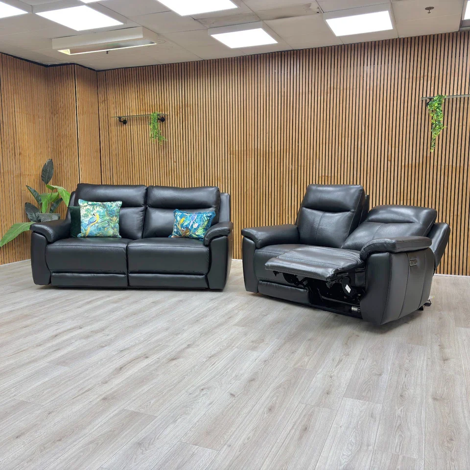 ‘Bobby’ Leather Cat-35/02 Black 3 + 2 Power Recliner Sofa Set - Image 3