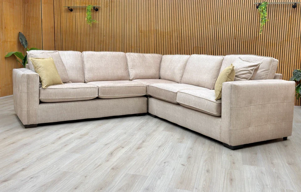 ‘Chelsea' Beige Vogue Velvet 2 Corner 2 Sofa - Image 3