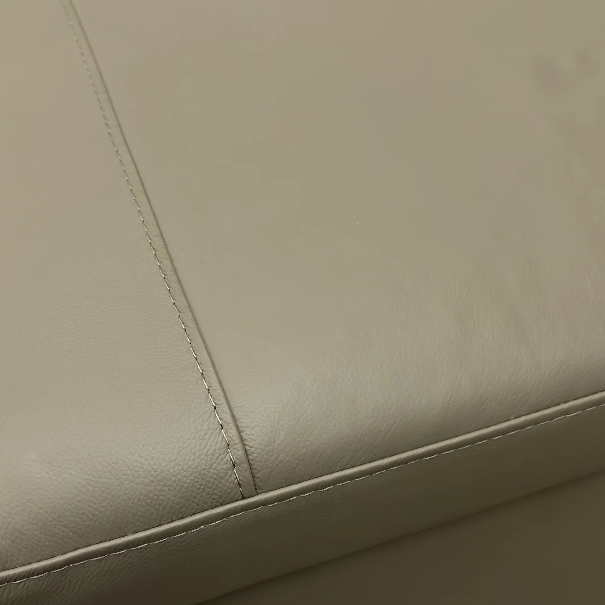 ‘Lawrence’ Lead Grey Leather Small Storage Footstool - Image 4