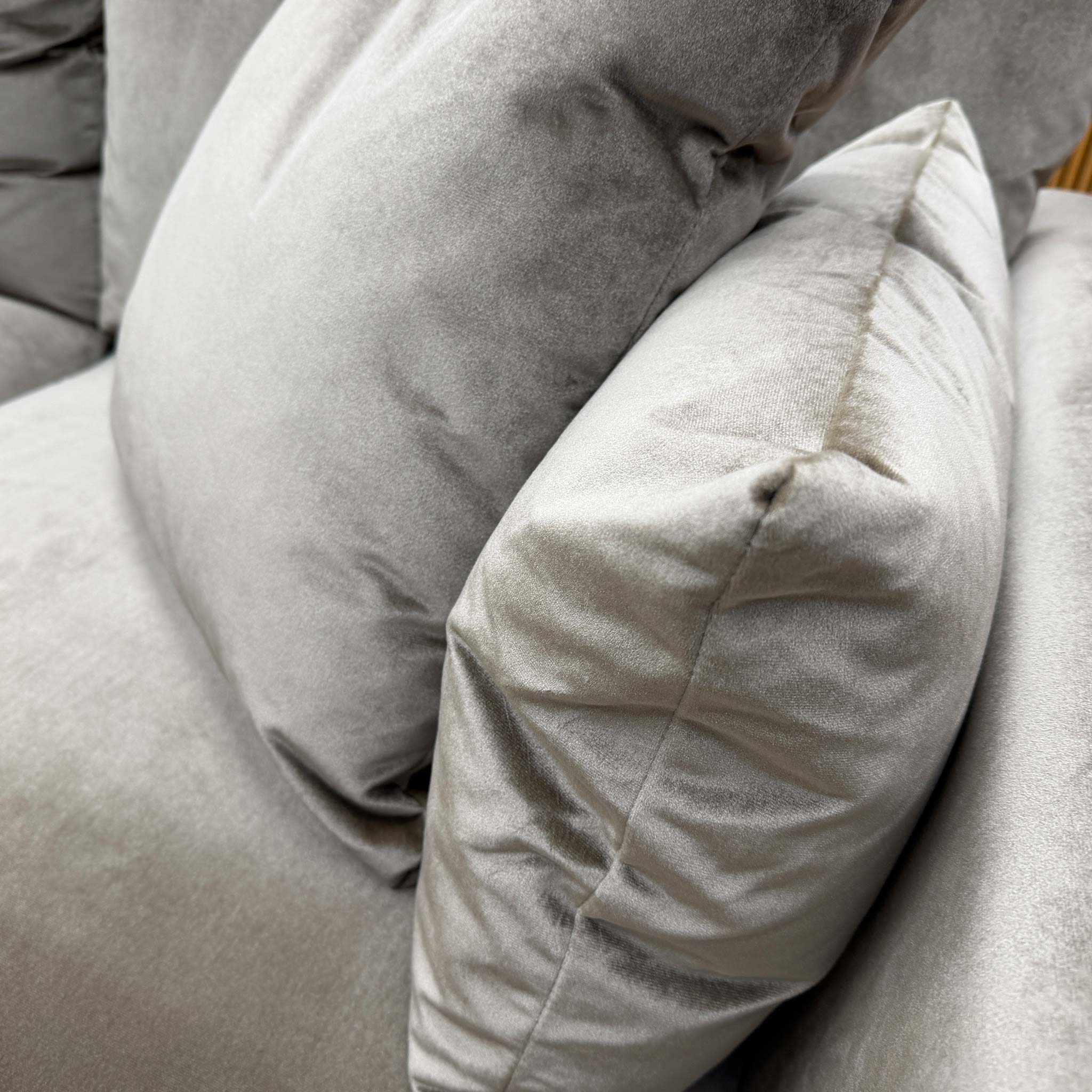‘Ponti’ Mink Velvet Corner Sofa - Image 5